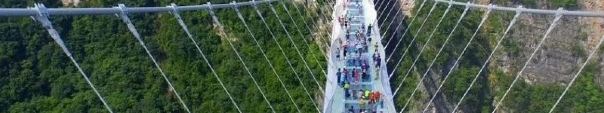 Experiencia y contemplación del paisaje desde el Puente de Cristal Rồng Mây